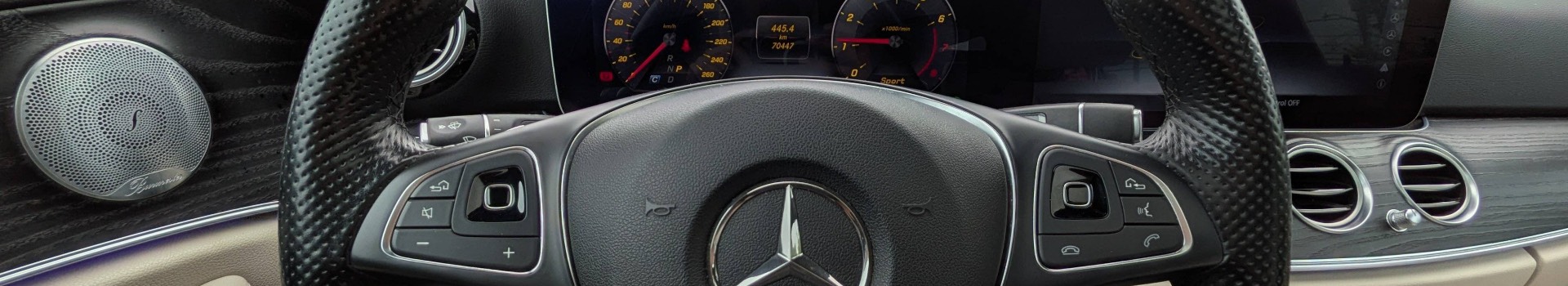/images/photos/banner-finance-application.jpg
