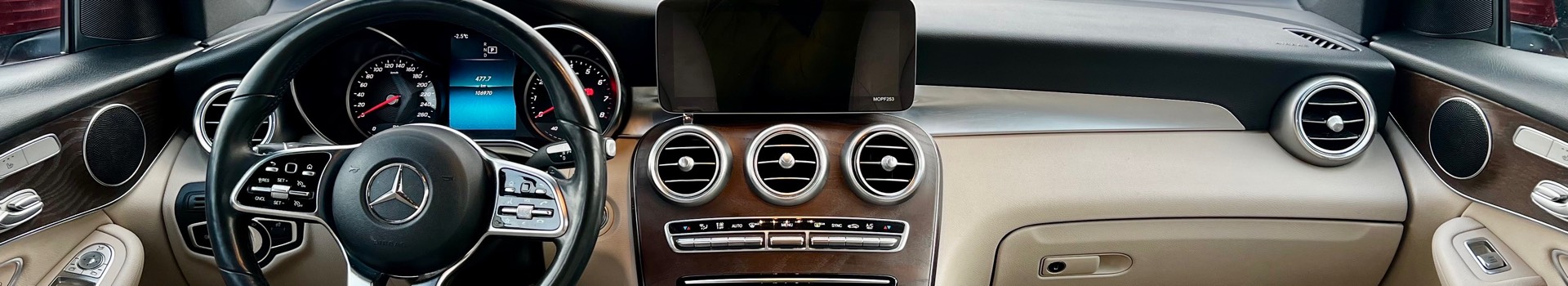 /images/photos/banner-finance.jpg